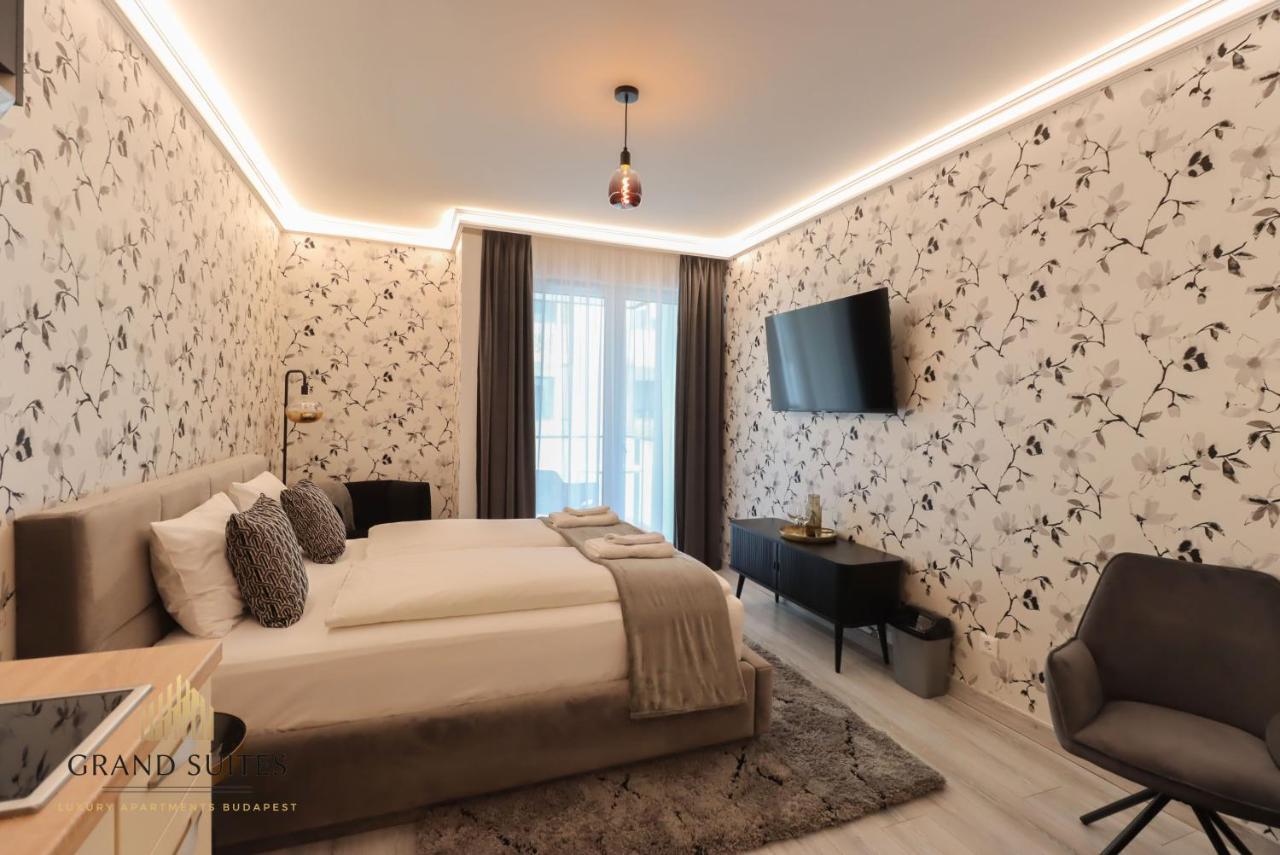 Grand Suites Central Budapeste Exterior foto