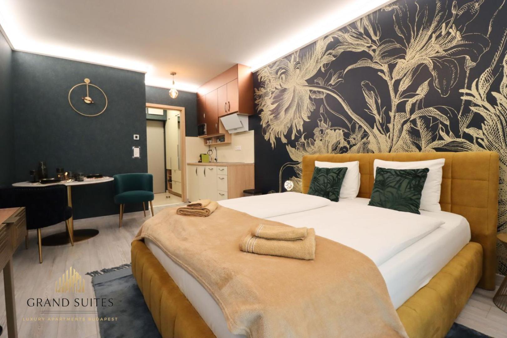 Grand Suites Central Budapeste Exterior foto